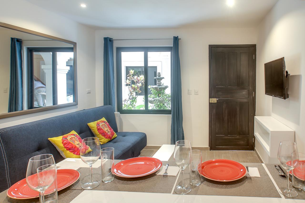 פלאייה דל כרמן Valentina Suites By Las Flores Vacation Rentals מראה חיצוני תמונה
